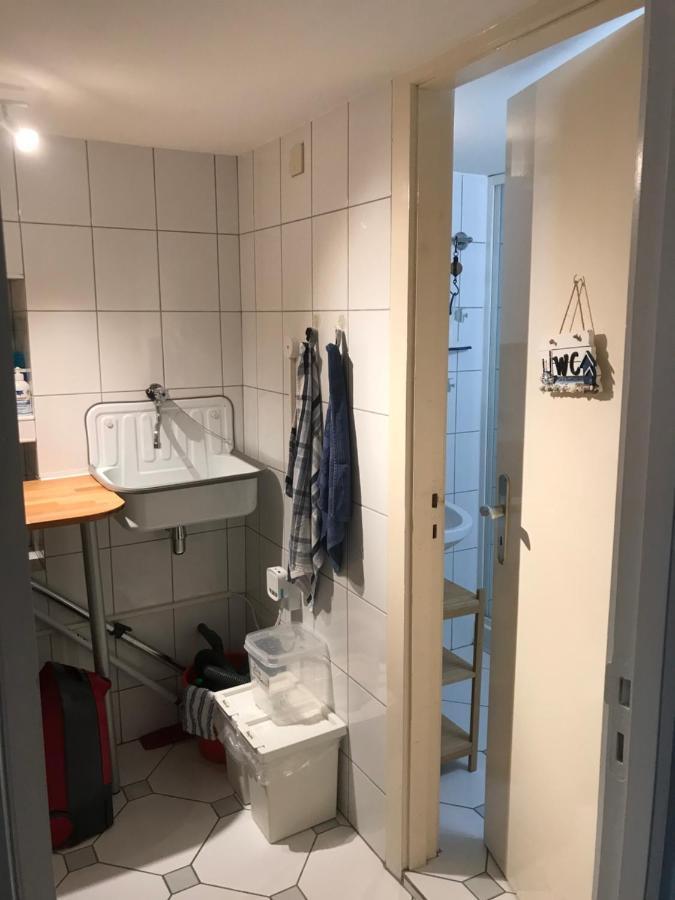 Nias Guesthouse Райнбек Экстерьер фото